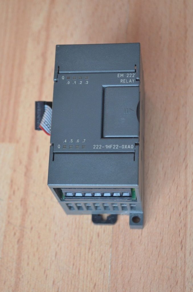 Módulo de 8 salidas digitales S7-200. Módulo de 8 salidas digitales S7-200.