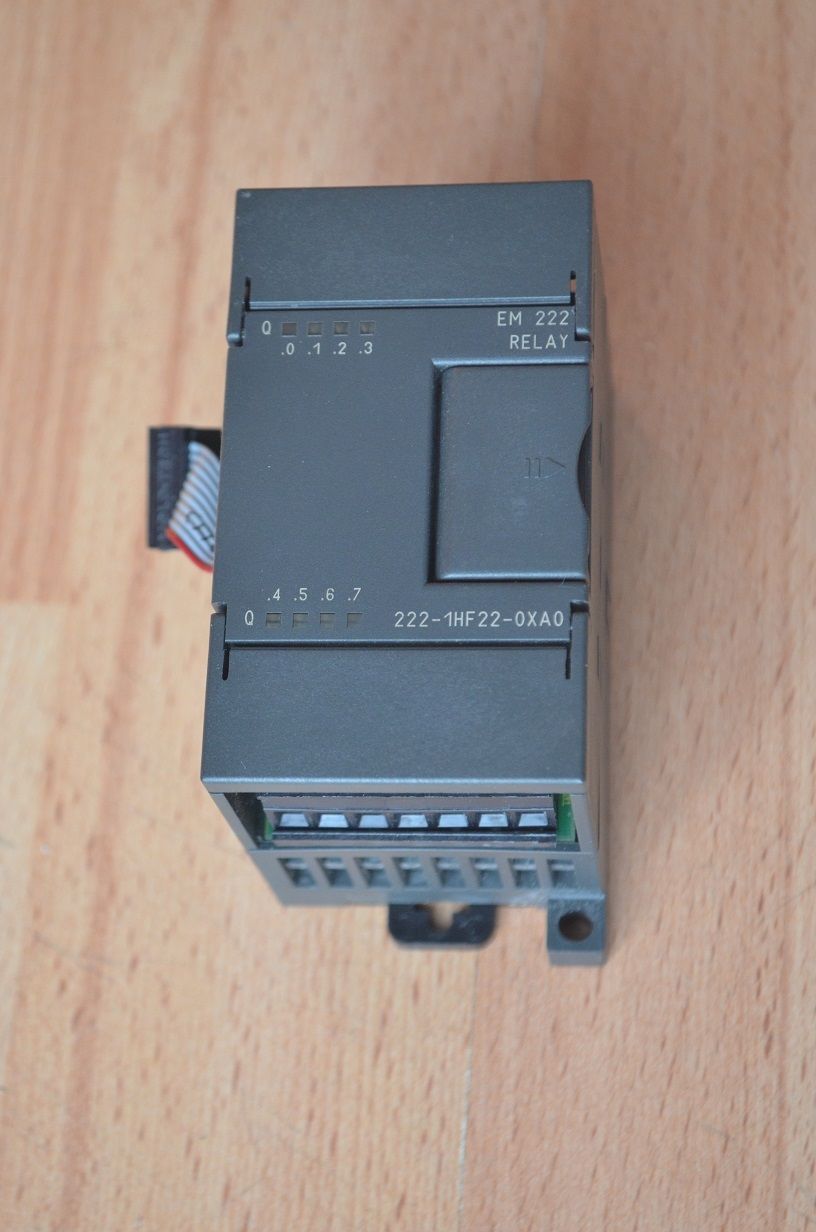 Módulo de 8 salidas digitales S7-200. Módulo de 8 salidas digitales S7-200.