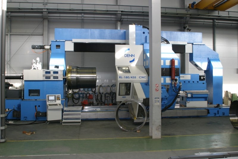 Máquina flowforming Siemens e industrias Puigjaner.