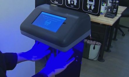 Escáner de manos para restaurantes mantener seguridad salud